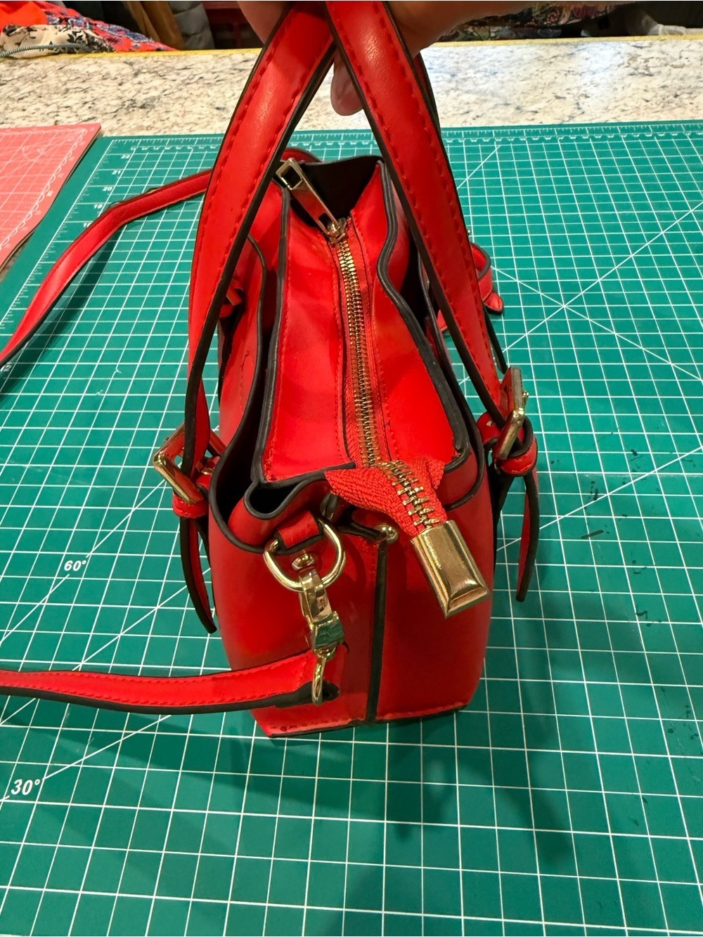 Forever 21 Red Mini Satchel Crossbody Purse Faux Leather Gold Hardware Like New - Picture 4 of 12
